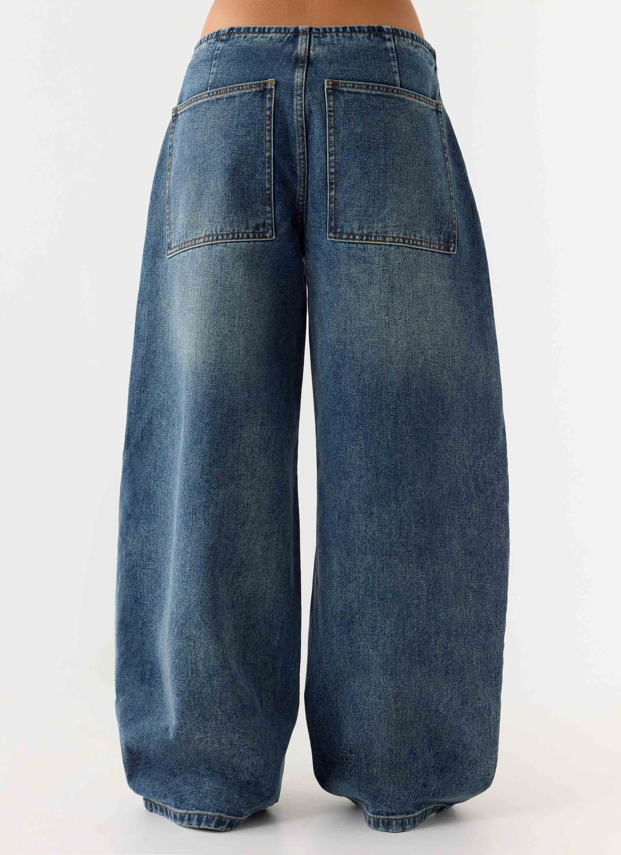Seethal Low Rise Washed Denim Jeans - Mid Wash Blue