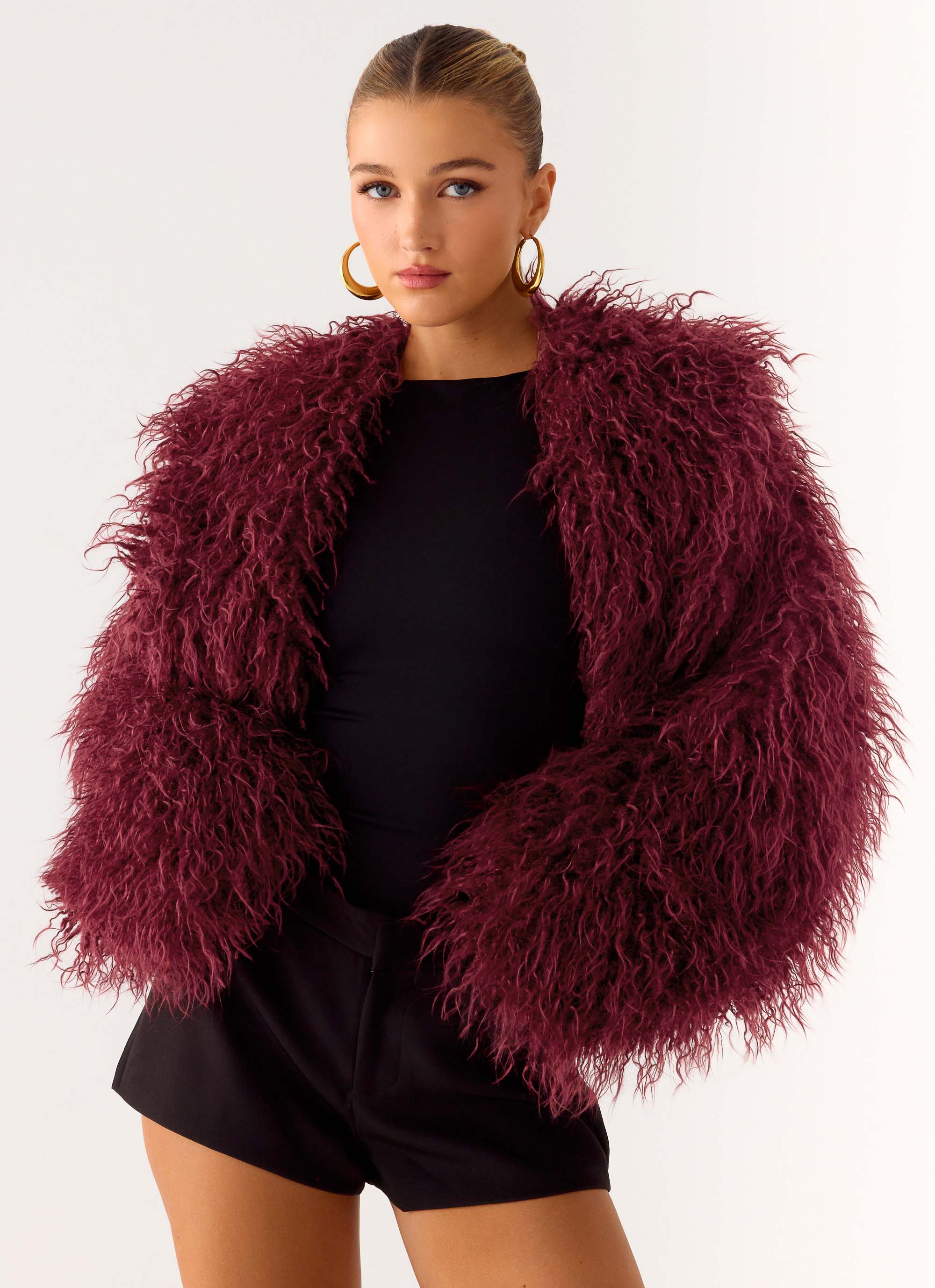Virginia Cropped Faux Fur Jacket - Maroon